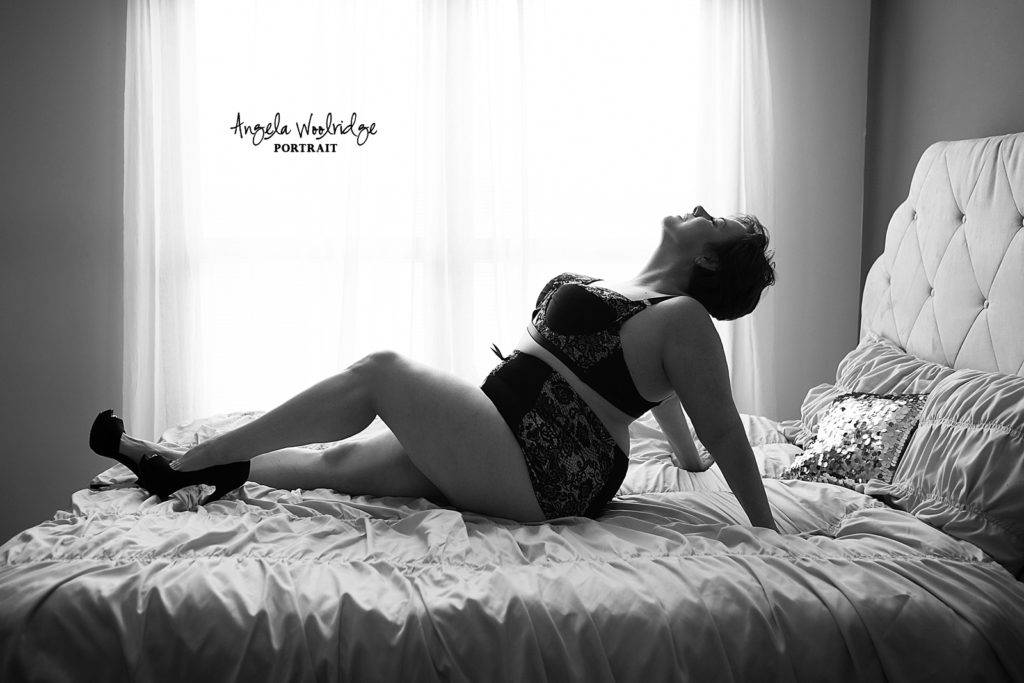 Confident boudoir art, black and white picture