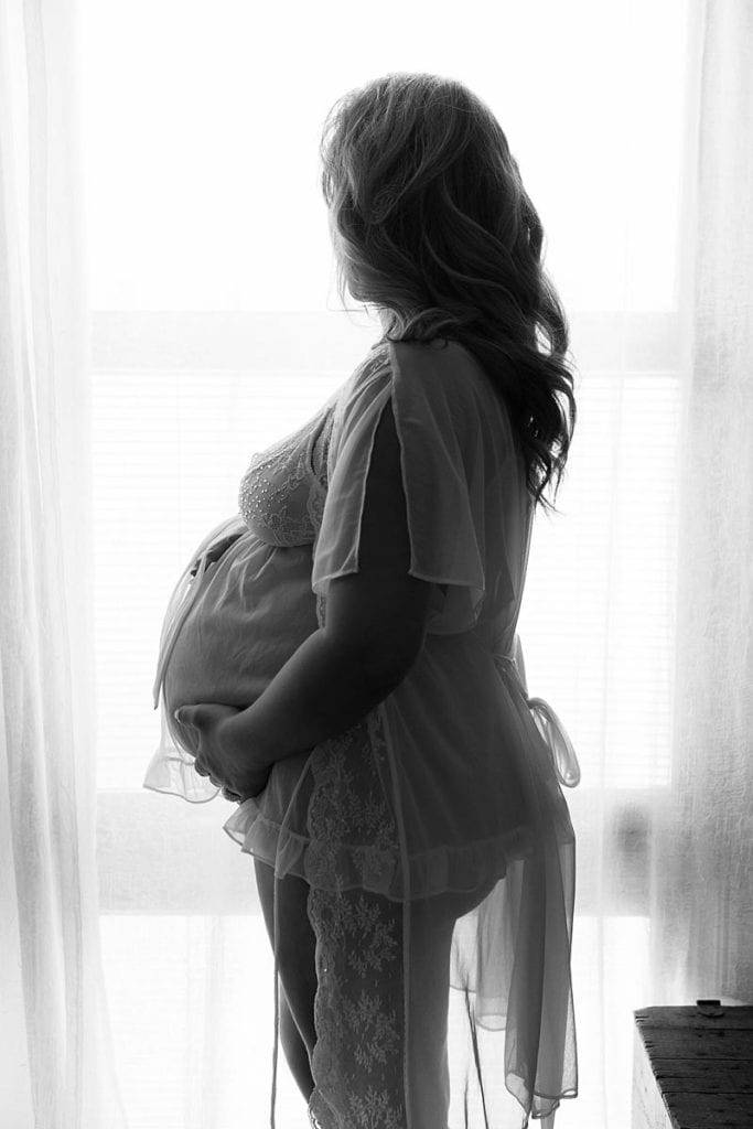 Maternity and Maternity Boudoir Photoshoots Columbus Ohio 
